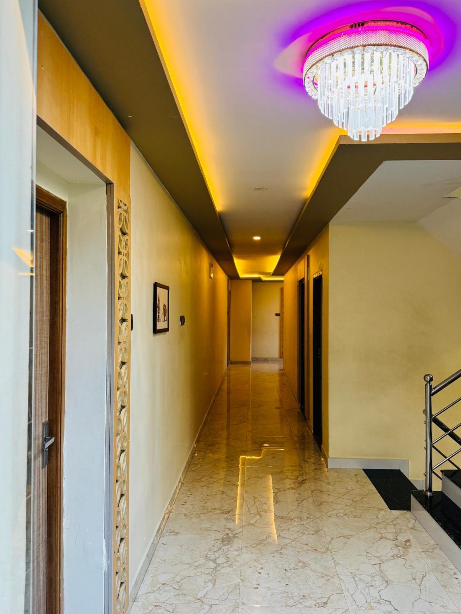 Hotel Sangeeth Palace ราเมศวาราม ภายนอก รูปภาพ